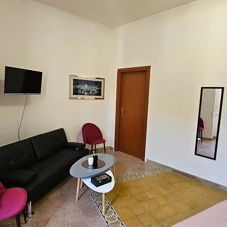 Piazza Ragusa לינה וארוחת בוקר רומא