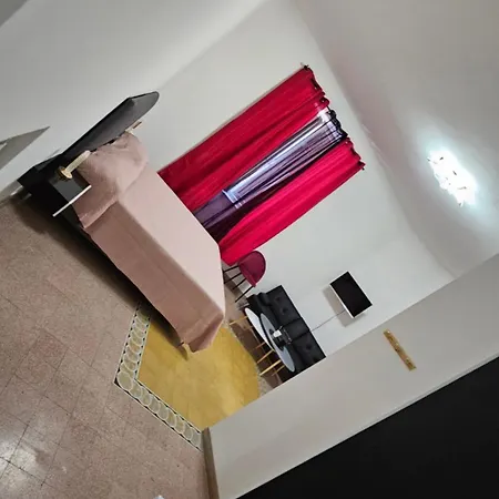 Oda ve Kahvaltı Piazza Ragusa Roma