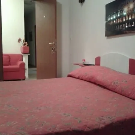 Oda ve Kahvaltı Piazza Ragusa Roma