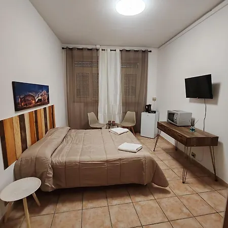 Piazza Ragusa ローマ