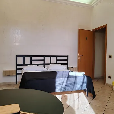 Piazza Ragusa 3*